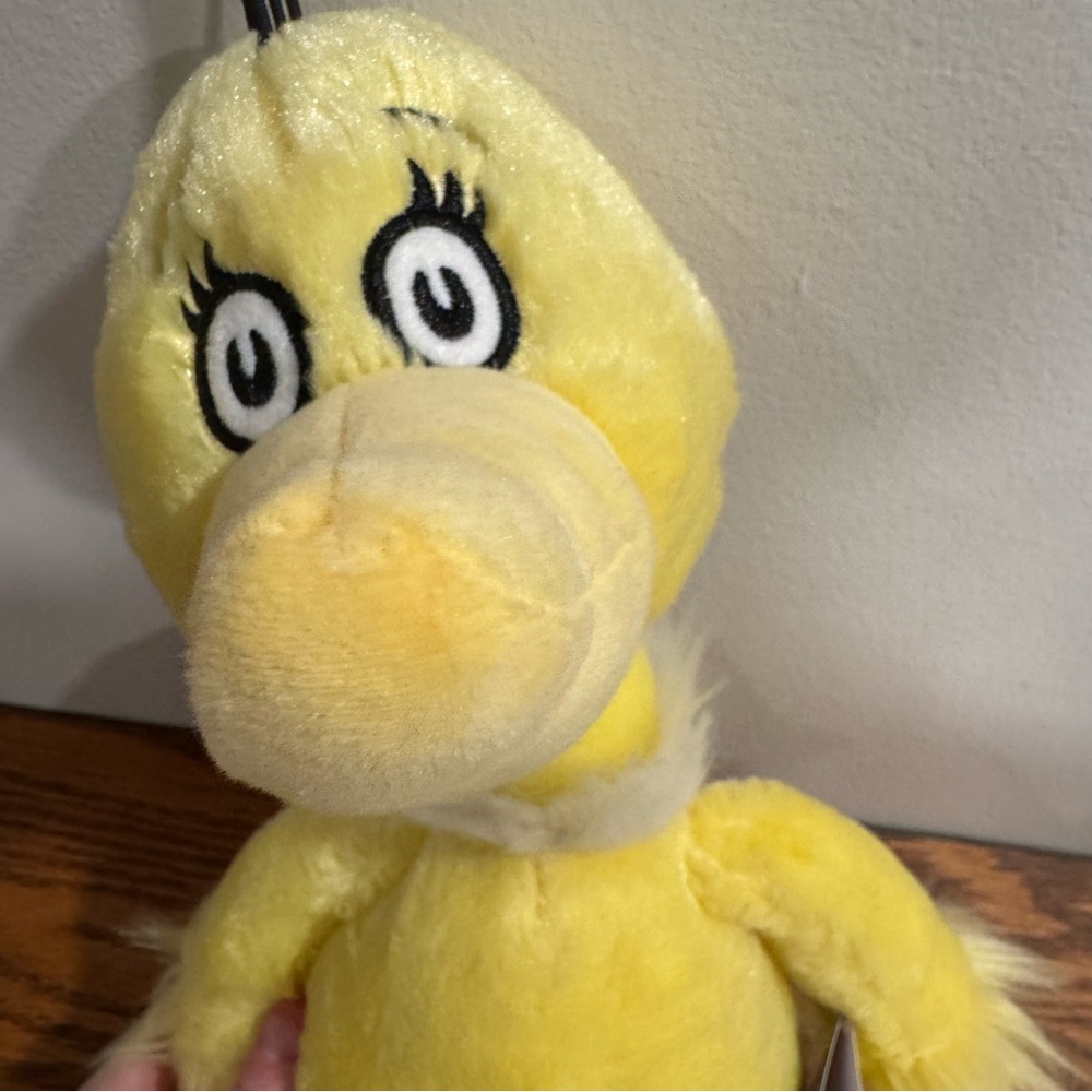 NWT Kohl's Cares‎ The Sneetches Dr. Seuss 16" Yellow Stuffed Animal Plush - Picture 7 of 9